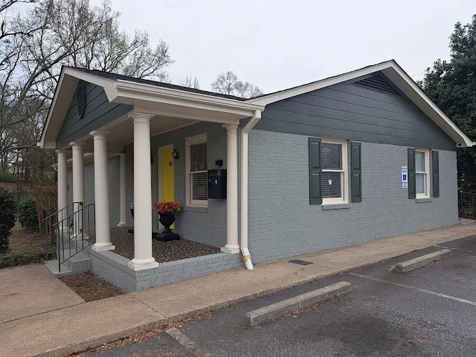 Fleetwood Square Dental (Accepts Adults and Kids